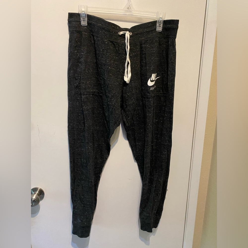 Nike Joggers Size L